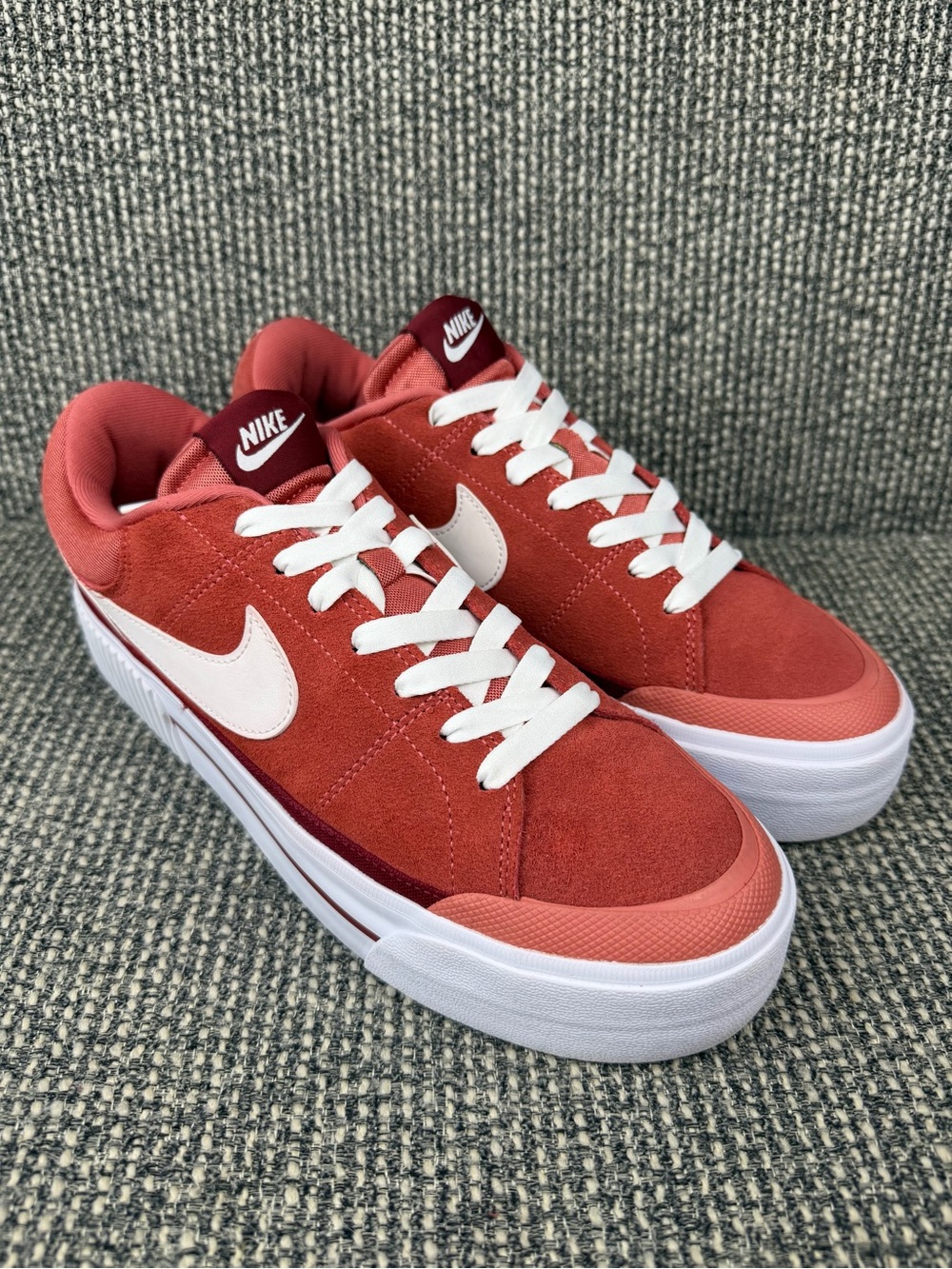 Nike Court Legacy Lift Valentines Day Womens 10.5 Red FJ1986-600 Platform
